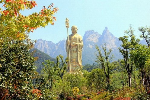 九華山舉行99米地藏聖像落成開光慶典法會