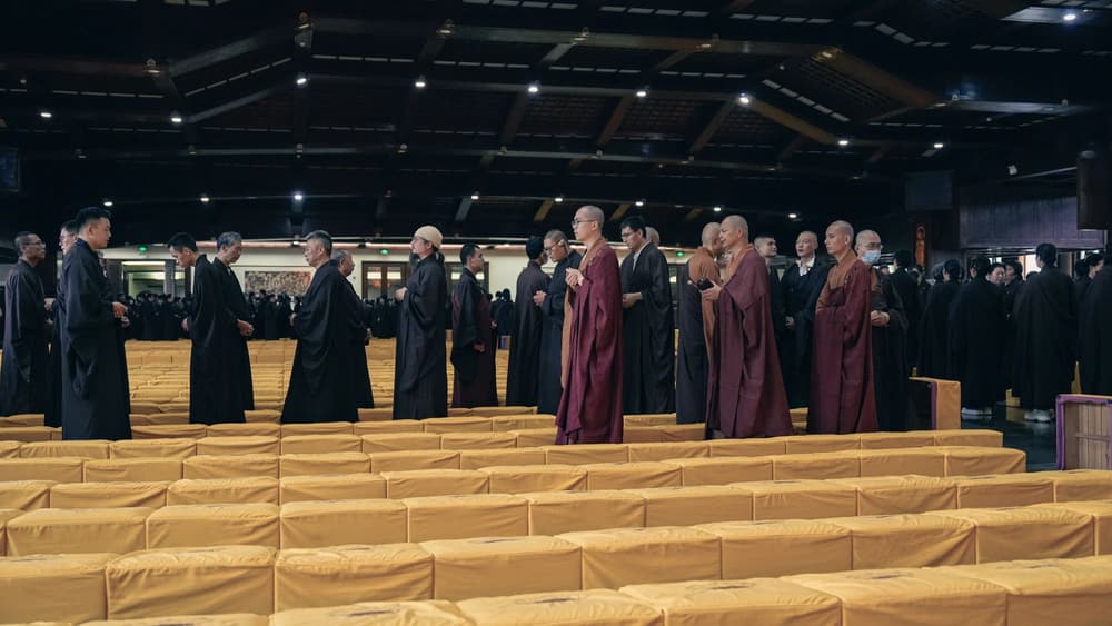 臨終讓老人心念轉向佛號，冤親債主就跑了