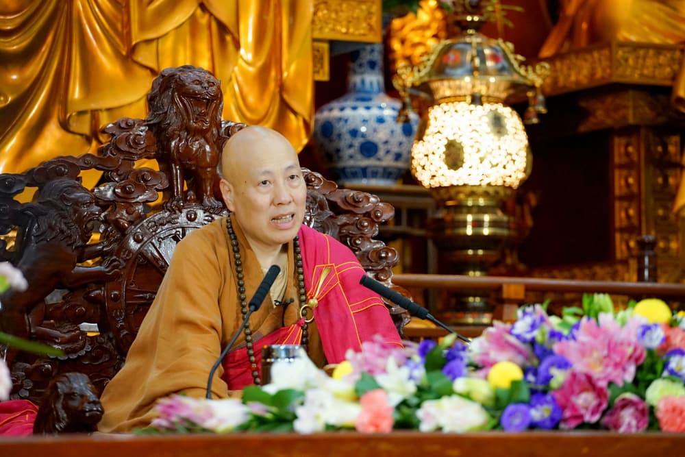 菩薩的入胎和凡夫不同