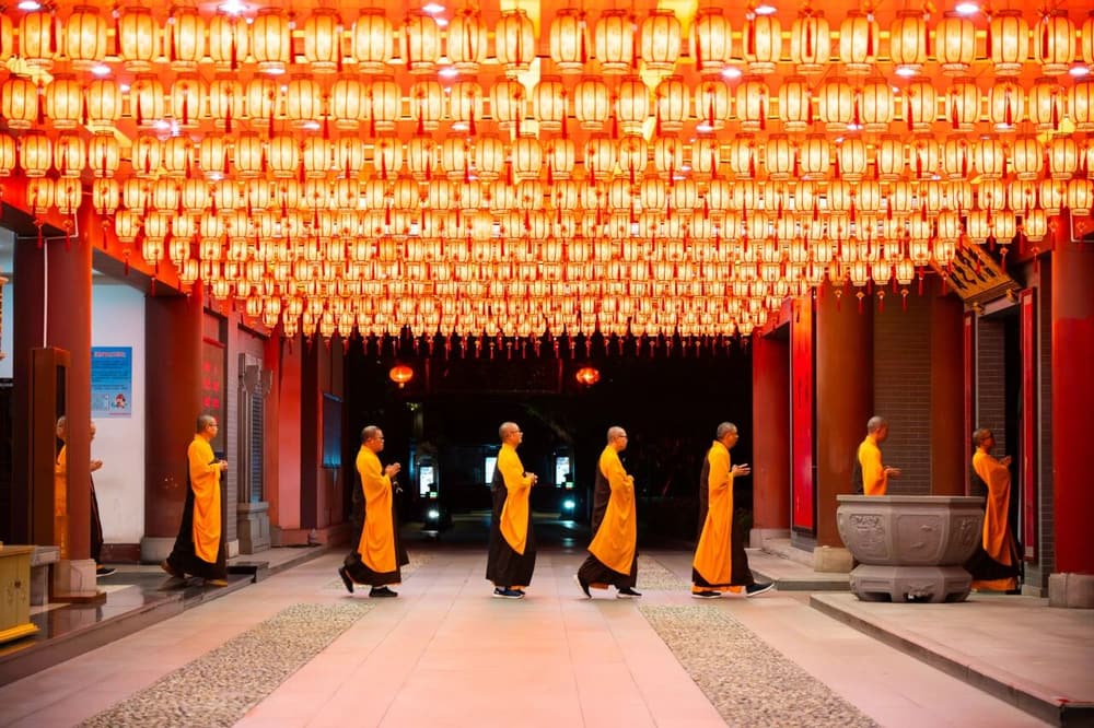 修福造業，總不出六根三業